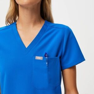 FIGS Royal Blue Catarina One-Pocket Scrub Top V-Neck Medical Nursing Size 2XL